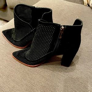 Vince Camuto, Heeled Boots, Size 8.5